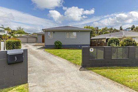 Photo of property in 3 Julia Place, Totara Vale, Auckland, 0629