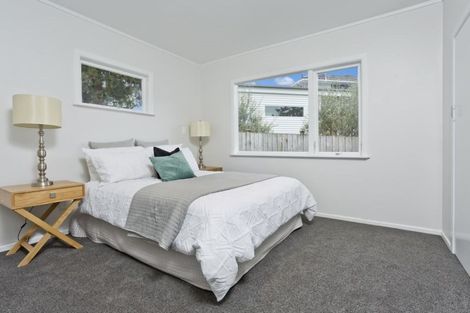 Photo of property in 1/97 Eskdale Road, Birkdale, Auckland, 0626