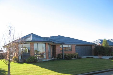 Photo of property in 9a Riegler Place, Belfast, Christchurch, 8051