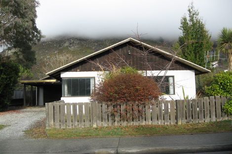 Photo of property in 38 Remarkables Crescent, Frankton, Queenstown, 9300