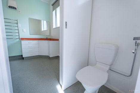 Photo of property in 60 Timaru Road, Waimate, 7924
