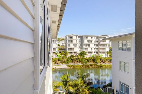 Photo of property in 33 Parkside Drive, Orewa, 0931