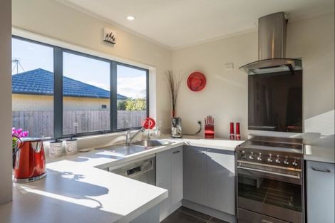 Photo of property in 47 Makarini Street, Paraparaumu, 5032