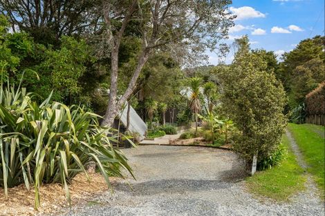 Photo of property in 38 Grand View Road, Leigh, 0985