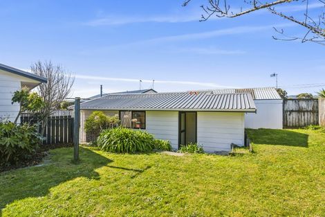 Photo of property in 50 Langdale Avenue, Paraparaumu, 5032