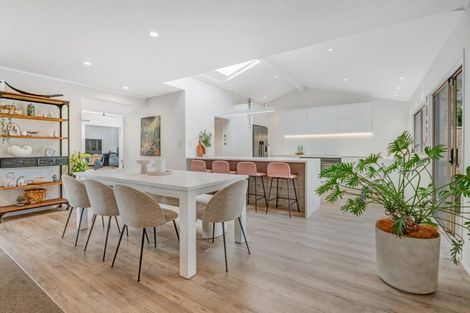 Photo of property in 18 Glengarry Avenue, Manly, Whangaparaoa, 0930