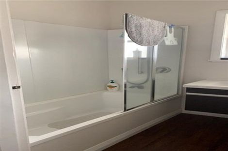 Photo of property in 63 Trafalgar Street, Waterloo, Lower Hutt, 5011