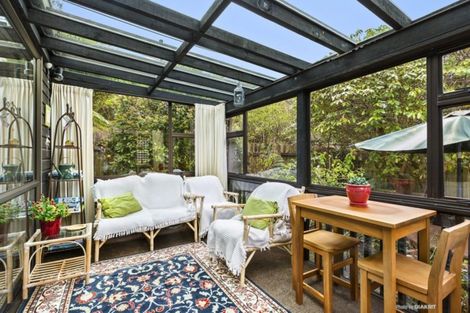 Photo of property in 8 Burma Road, Khandallah, Wellington, 6035