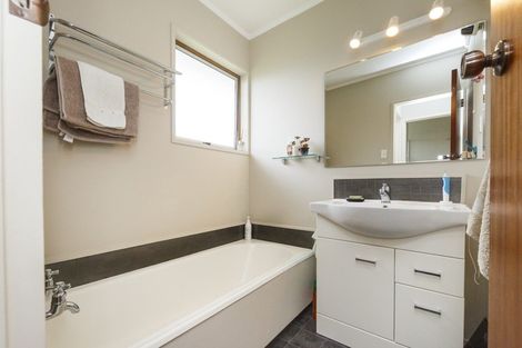 Photo of property in 10 Ranui Place, Feilding, 4702