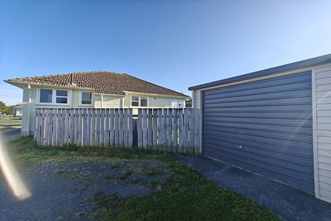 Photo of property in 12 Douglas Crescent, Fairfield, Hamilton, 3214