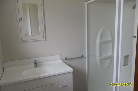 Photo of property in 2/20 Queen Street, Cambridge, 3434