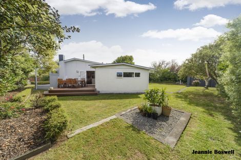 Photo of property in 50 Haydon Street, Roslyn, Palmerston North, 4414