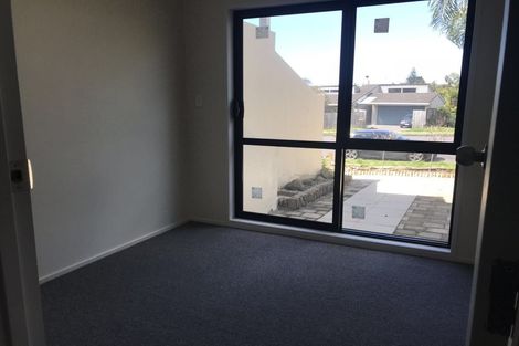 Photo of property in 62 Redwing Street, Browns Bay, Auckland, 0630