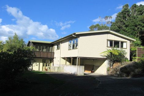 Photo of property in 1 Goddard Grove, Churton Park, Wellington, 6037