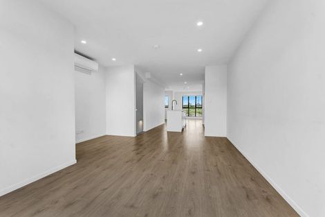 Photo of property in 5 Rakau Road, Hobsonville, Auckland, 0618