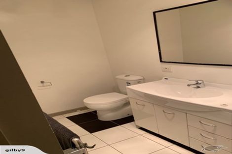 Photo of property in 16a Arawata Terrace, Fernhill, Queenstown, 9300