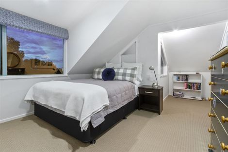 Photo of property in 1/71 Beresford Street, Bayswater, Auckland, 0622