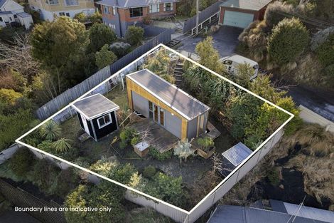 Photo of property in 2 Iona Street, Mornington, Dunedin, 9011