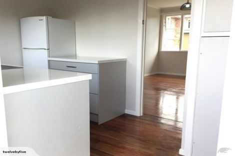 Photo of property in 2/49 Miro Street, New Lynn, Auckland, 0600