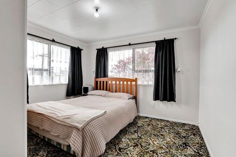 Photo of property in 14 Tayler Street, Eltham, 4322