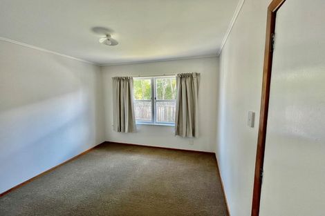 Photo of property in 9 Gloria Avenue, Te Atatu Peninsula, Auckland, 0610