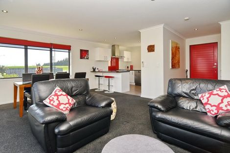 Photo of property in 87 Enverton Drive, Rangiora, 7400