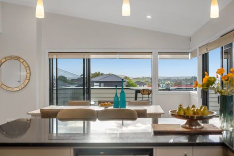 Photo of property in 2/32 Gills Road, Bucklands Beach, Auckland, 2014