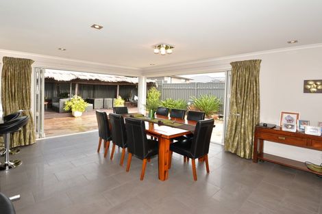 Photo of property in 18 Grandvista Drive, Green Island, Dunedin, 9018