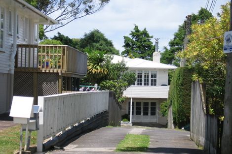 Photo of property in 8 Acton Place, Avondale, Auckland, 0600