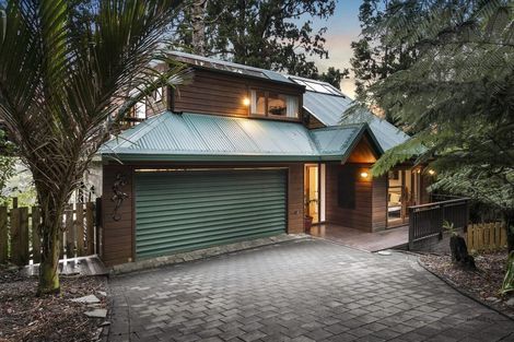 Photo of property in 18 Tainui Road, Titirangi, Auckland, 0604