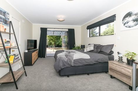 Photo of property in 6 Ranui Street, Dinsdale, Hamilton, 3204