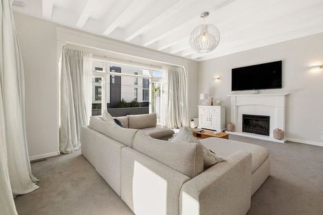 Photo of property in 2 Katherine Avenue, Thorndon, Wellington, 6011