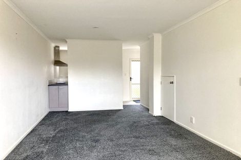 Photo of property in 12 Rosandich Drive, Sunnyvale, Auckland, 0612
