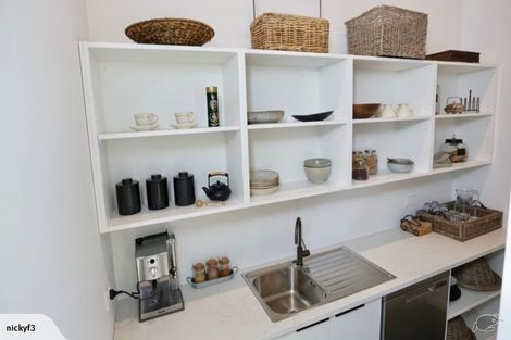 Photo of property in 7 Te Heke Place, Waikanae, 5036