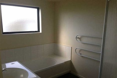 Photo of property in 18 Saxon Woods Drive, Rototuna North, Hamilton, 3210