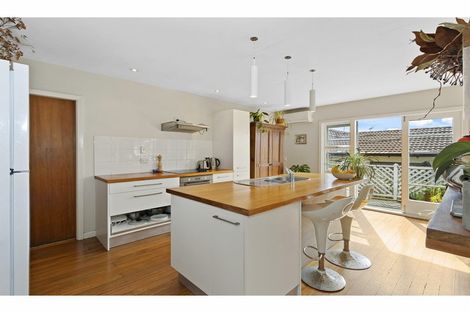 Photo of property in 36 Whareora Terrace, Cashmere, Christchurch, 8022