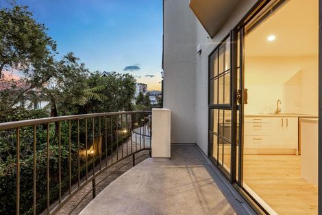 Photo of property in 16g Hobson Street, Thorndon, Wellington, 6011