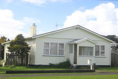 Photo of property in 141 Ngamotu Road, Spotswood, New Plymouth, 4310