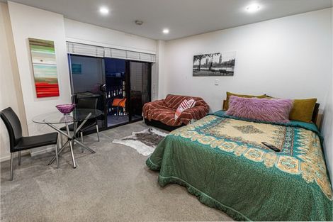 Photo of property in The Silo Apartments, 9g/23 Emily Place, Auckland Central, Auckland, 1010