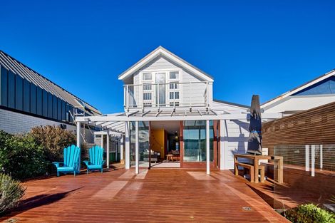 Photo of property in 14 Grafton Road, Roseneath, Wellington, 6011