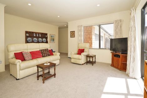 Photo of property in 4 Alanbrooke Place, Beerescourt, Hamilton, 3200