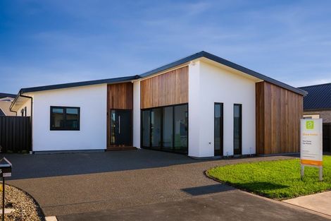 Photo of property in 15 Finstock Way, Rolleston, 7614