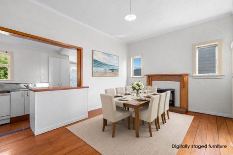 Photo of property in 58 Morley Street, New Plymouth, 4310