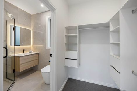 Photo of property in 4 Chesley Place, Half Moon Bay, Auckland, 2012