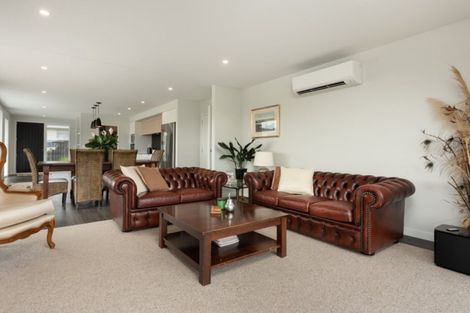 Photo of property in 62 Penetaka Heights, Pyes Pa, Tauranga, 3112