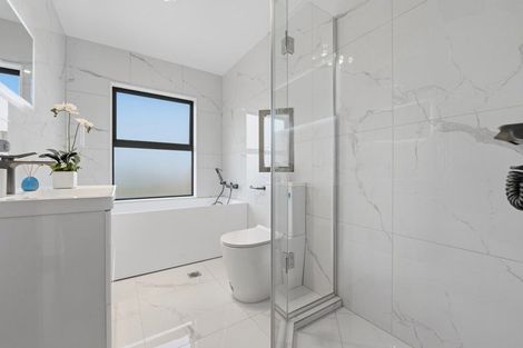 Photo of property in 141a Seabrook Avenue, New Lynn, Auckland, 0600