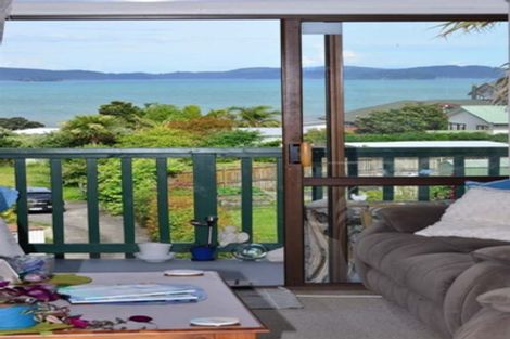 Photo of property in 17 Merehai Place, Snells Beach, 0920