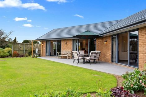 Photo of property in 4 Piako Drive, Darfield, 7571