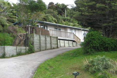 Photo of property in 54 Seaview Road, Marfell, New Plymouth, 4310