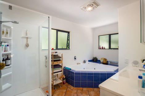 Photo of property in 3 Park View, Ferndale, New Plymouth, 4310